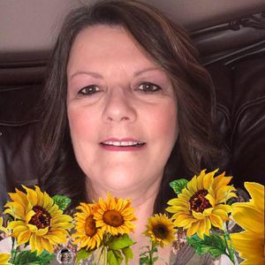 Meet your Posher, Saundra